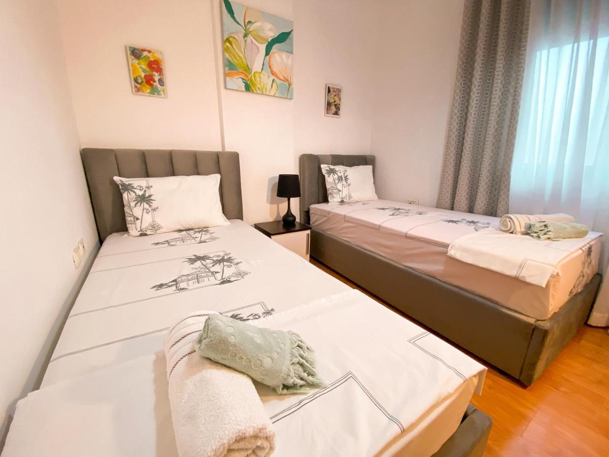 Tirana Views Apartment - Comfy & Spacious Extérieur photo